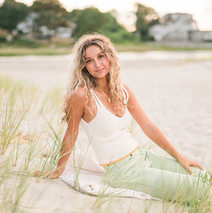 Meet your Posher, Bella